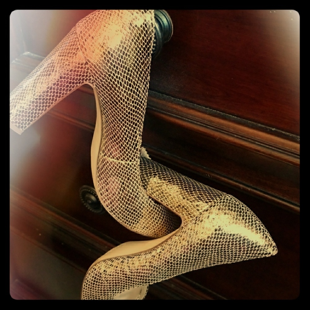 Gold shimmer pumps  by Nine West